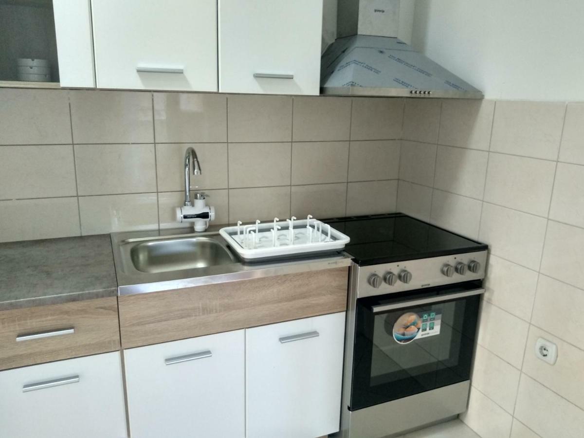 Tea Apartment Kumanovo Exterior photo